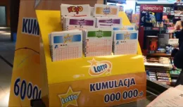 Tłumy w kolekturach Lotto