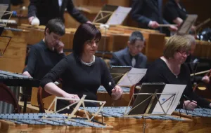 Niepełnosprawni muzycy brawurowo zagrali w Filharmonii. 20 lat Orkiestry Vita Activa