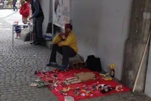 Nielegalny handel szpeci ulice śródmieścia