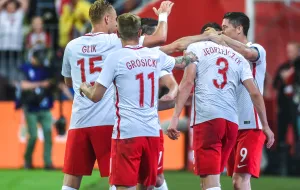 Polscy piłkarze dzielą miliony