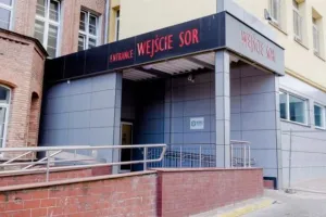 Ze złamanym kręgosłupem spędziła 21 godzin na SOR