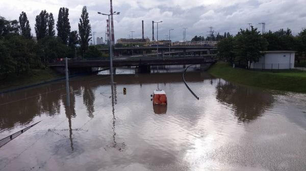 Odpowiadamy na zarzuty miasta ws. raportu po powodzi