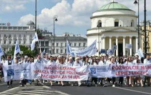 Lekarze z Trójmiasta na manifestacji w Warszawie