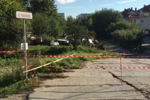 Bloki odcięte od ul. Myśliwskiej w Gdańsku. Właściciel upomniał się o działkę