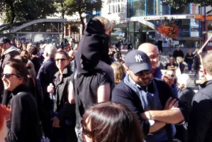 Czarny protest w Sopocie. "Piekło kobiet" i modlitwy