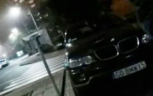 Auto prezesa TVP znów zaparkowane niezgodnie z przepisami