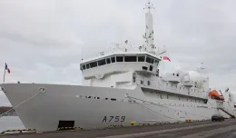 Okręt francuskiej marynarki wojennej w Gdyni
