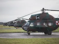 Stare wojskowe Mi-2 czekają na wymianę