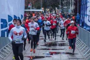Aktywni wygrywają z rakiem. Trenuj z nimi