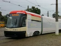 Swingujący tramwaj dotarł do Gdańska