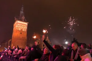 Tak Trójmiasto witało 2017 rok. Tłumy na imprezach pod chmurką
