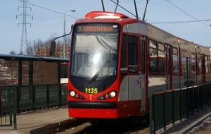 Tłok w tramwajach i autobusach na południu Gdańska. Co na to ZTM?