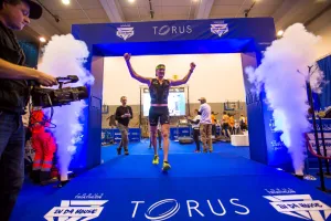 Triathloniści będą rywalizować w biurowcu