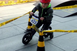 100 dzieci wystartowało w Strider Racing