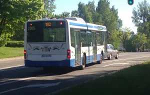 Autobusy jeżdżą na Witomino objazdem, bo nie ma buspasa