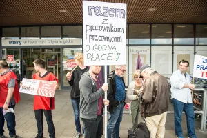 Protest pracowników Tesco w Gdyni