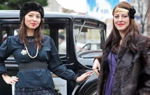 Zdjęcie "Damy z lat 20-tych" zwyciężyło w głosowaniu czytelników Trojmiasto.pl