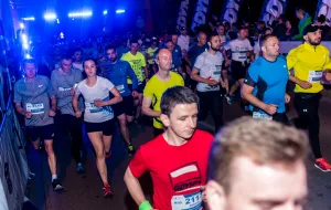 Prawie 4300 nocnych biegaczy na ulicach Gdyni