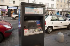 Stracił pracę w urzędzie po aferze parkingowej, a sąd nakazał zatrudnić go ponownie