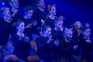 Kino rodzinne, spotkanie z duchami i musicale. Planujemy weekend z dziećmi