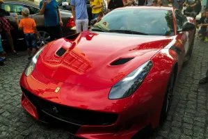 40 egzemplarzy Ferrari przyjedzie do Sopotu