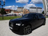 Rolls-Royce Ghost: 5,5 metra luksusu