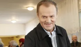 Donald Tusk wraca do sopockiej PO. Popiera Karnowskiego?