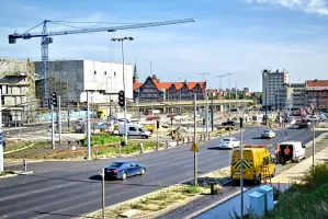 Jak pojedziemy komunikacją miejską przy węźle Śródmieście?