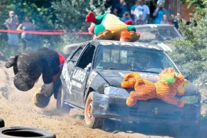 W niedzielę festiwal złomów Wrak Race