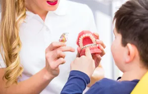 Ortodonta na NFZ tylko do 12. roku życia
