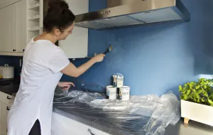Malujemy kafle ścienne. Flügger zaprasza na bezpłatne porady dekoratora wnętrz
