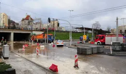 Skutki awarii w Gdyni: zdezorientowani pasażerowie i paraliż komunikacyjny