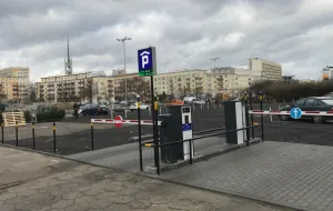 Gdynia: wprowadzili opłaty za parking, auta zniknęły