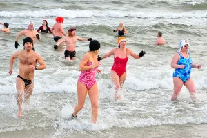 Powitaj Nowy Rok kąpielą z morsami