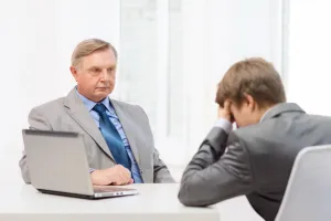 Czy pracodawca może nas ukarać za zachowanie poza godzinami pracy?
