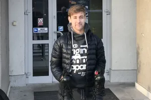 Łyżwiarze Stoczniowca poza "20" ME