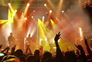 Rockowa uczta w B90. Relacja z koncertu