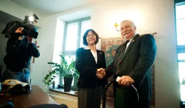 Wałęsa spotkał się z chińską opozycjonistką
