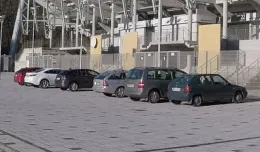 Gdynia: parkowanie przed teatrem i stadionem
