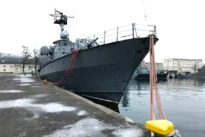 Dlaczego dawny ORP "Metalowiec" od lat stoi w porcie?