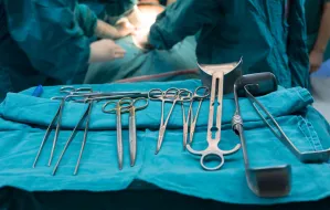 Sukces kardiochirurgów z UCK. Pionierska operacja serca kobiety w ciąży