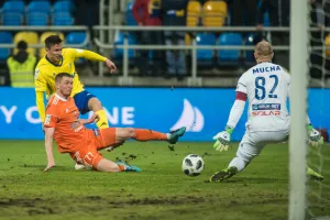 Arka Gdynia jest specyficzna. Piotr Rzepka: Może grać na dwa składy