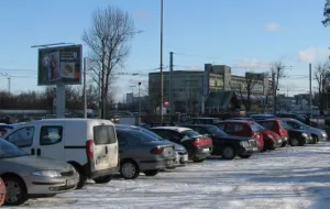 Gdynia: w centrum dalej będziemy parkować w błocie