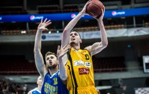 Koszykarze Trefla Sopot i Asseco Gdynia szukają przepustek do play-off w Toruniu i Krośnie