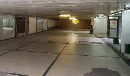 Tunel przy budynku LOT-u zamknięty od czwartku
