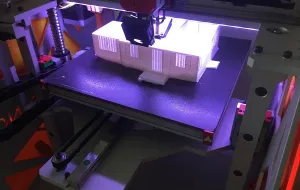 Badają jak tanio drukować w 3D z metalu