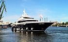 Zobacz wodowanie luksusowego jachtu za 18 mln euro