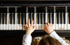 Rekrutacja do szkół muzycznych. Co warto wiedzieć o nauce w publicznych placówkach?