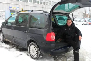Praca taksówkarza - konfesjonał na kółkach