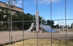 Pomnik Polski Morskiej odsłonięty, ale prace wokół trwają dalej